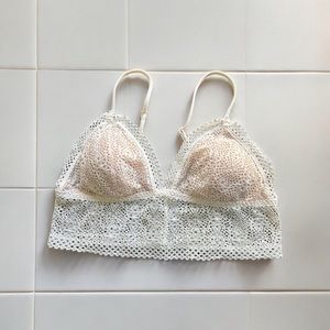 🌞Summer Clearance Victoria’s Secret Lacy lace Adjustable Straps Bralette Small